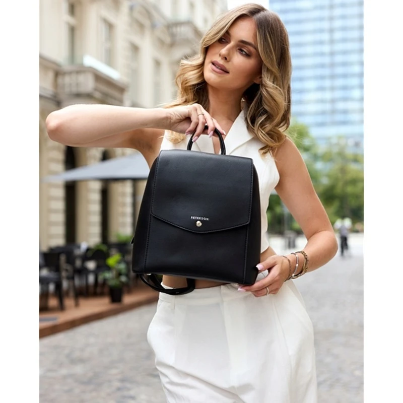 Elegantní batoh PTA8